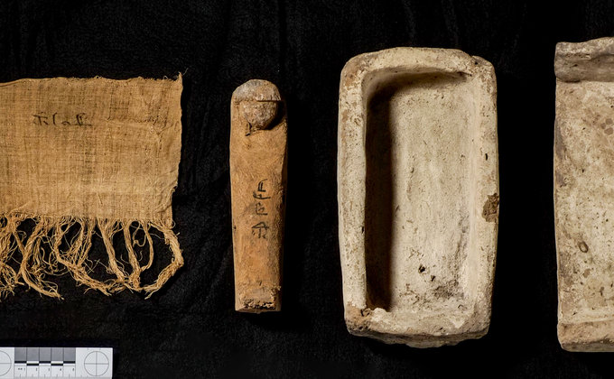 В Египте нашли древнюю мумию с сокровищами – фото
