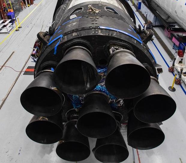 null Ракета SpaceX установила рекорд: пять полетов многоразовой ступени – видео
