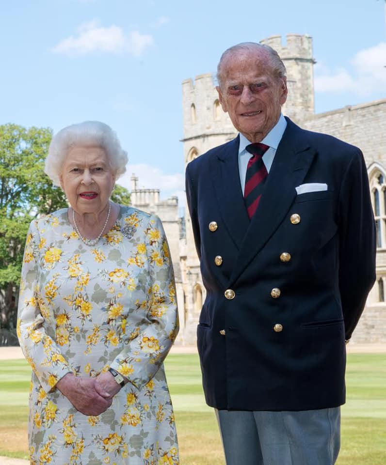 Елизавета II и принц Филипп (Фото - Press Association - The Royal Family - Facebook)