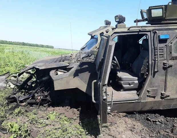null "Спартан" не подвел: жизни 10 травмированных при подрыве бойцов вне опасности