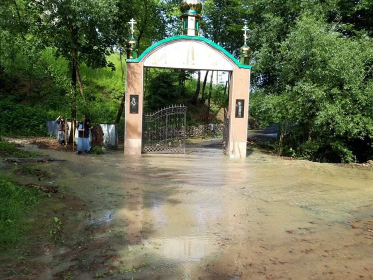 Подтопление в Закарпатье (Фото - Должанская ОТГ)