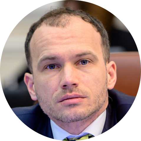 Глава МОН Сергей Шкарлет - экс-регионал. Где работали министры Шмыгаля во время Майдана