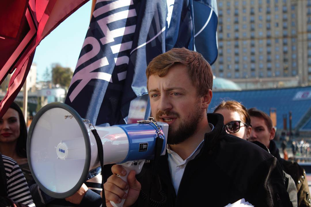 Бог и гендер. О чем спорили феминистки и праворадикалы на Подоле
