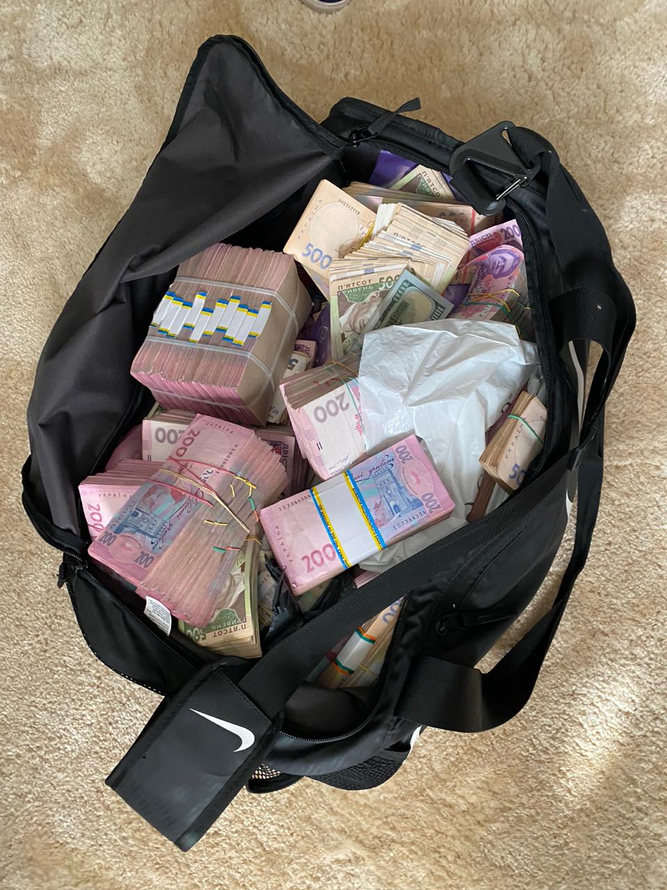 За вымогательство взятки в 1,8 млн грн задержан глава Кировоградской ОГА - СМИ