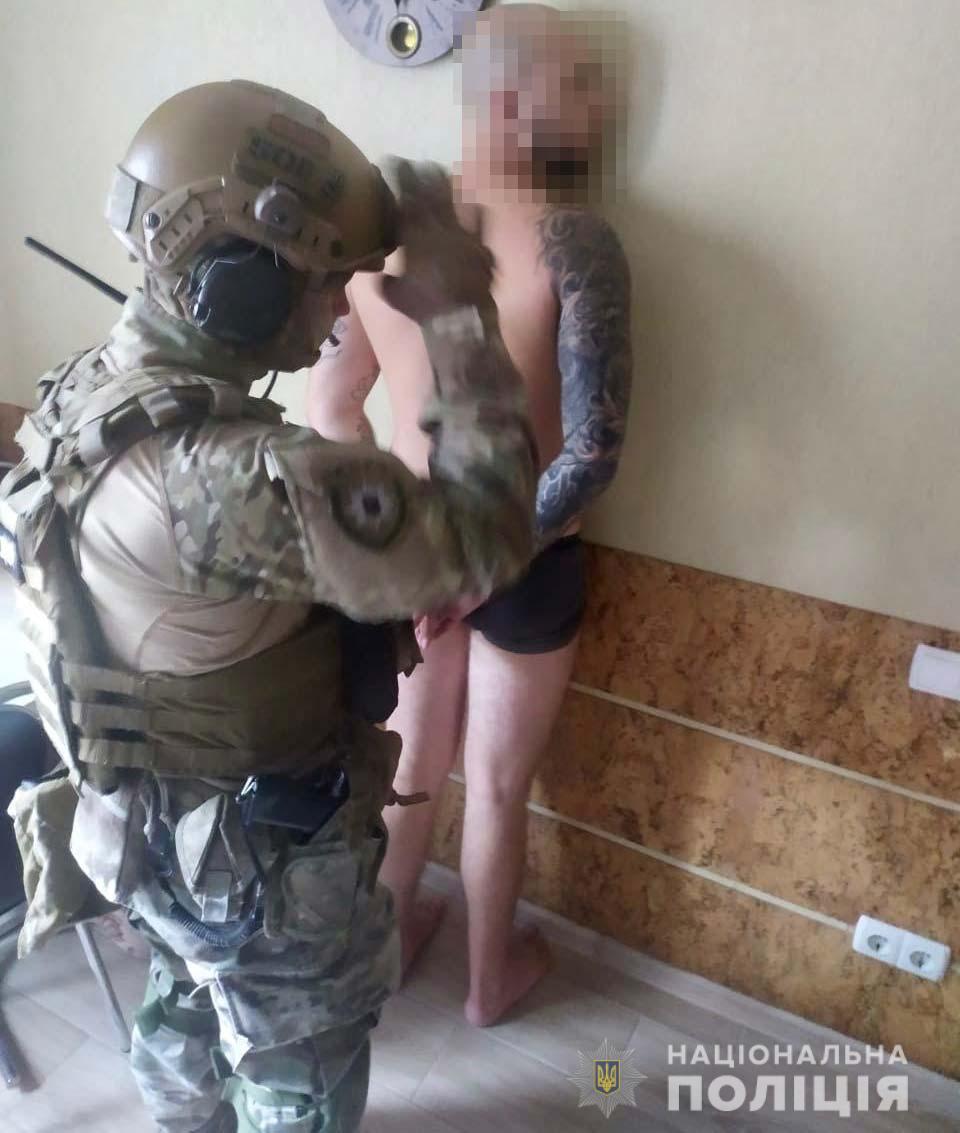 В Кривом Роге масштабная спецоперация: 40 обысков, 10 задержанных - фото, видео