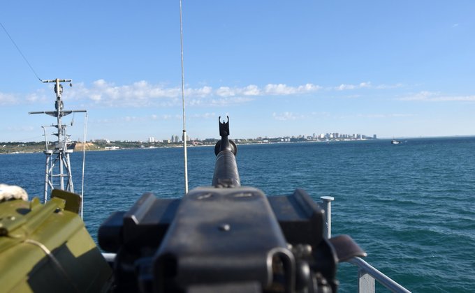 Война на море. Корабли ВМС провели учебный поход под Одессой – фоторепортаж
