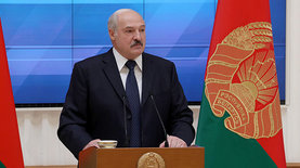 Лукашенко попугал народ майданом и заявил, что не продаст Беларусь России