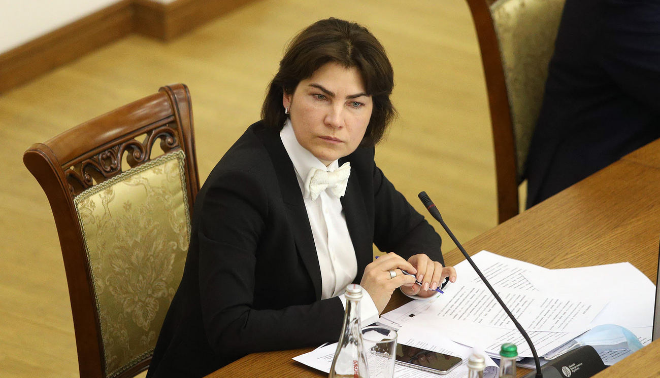 Бизнес-неделя: жесткий карантин, зима без полетов, санкции Путина, нобелевка по экономике