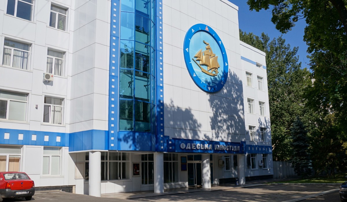 Бизнес-неделя: Одесская киностудия без денег, чиновники без кондиционеров