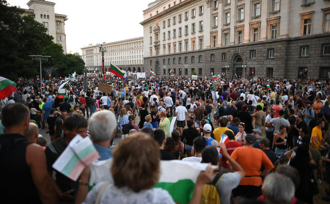 В Болгарии растет волна протестов, требуют отставки правительства: фото