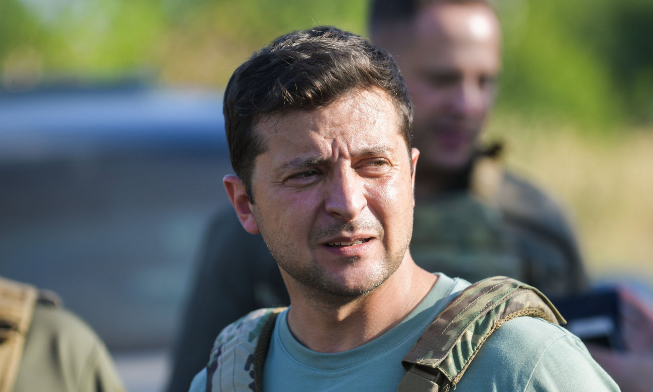 Антиолигархический закон, "интервью" Протасевича и девушка против медведя: новости недели