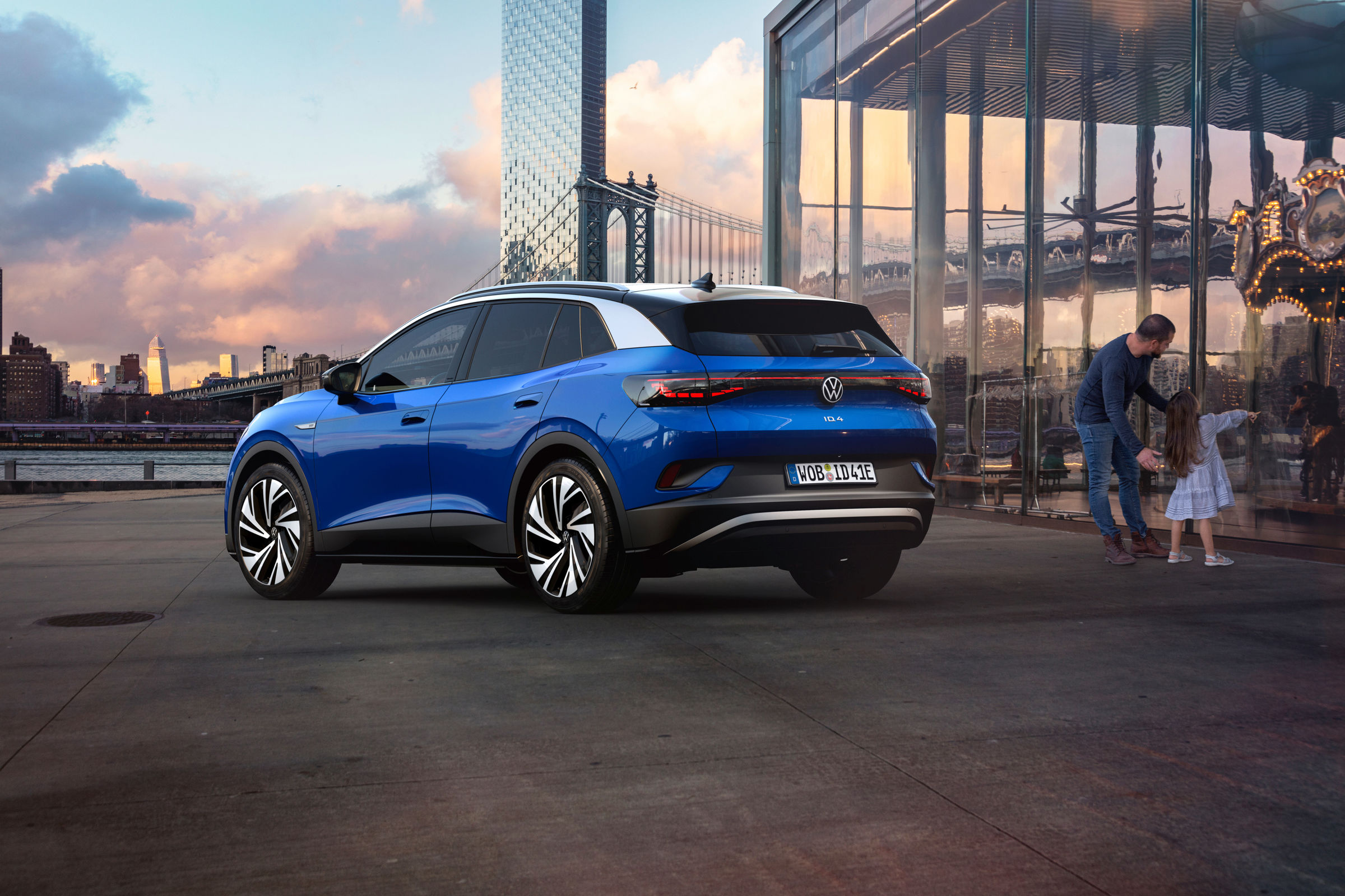 Volkswagen офіційно представив електропозашляховик: відео