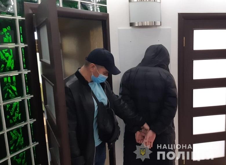 Фото: kyiv.npu.gov.ua В Киеве стреляли в полицейского. Злоумышленника задержал спецназ: видео