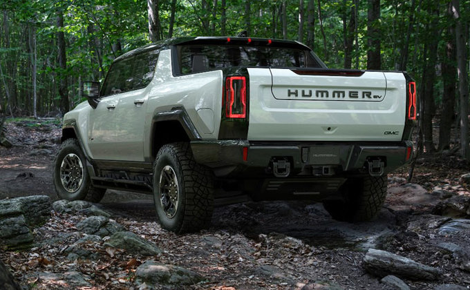 General Motors презентовала пикап Hummer. Он полностью электрический: фото, видео 
