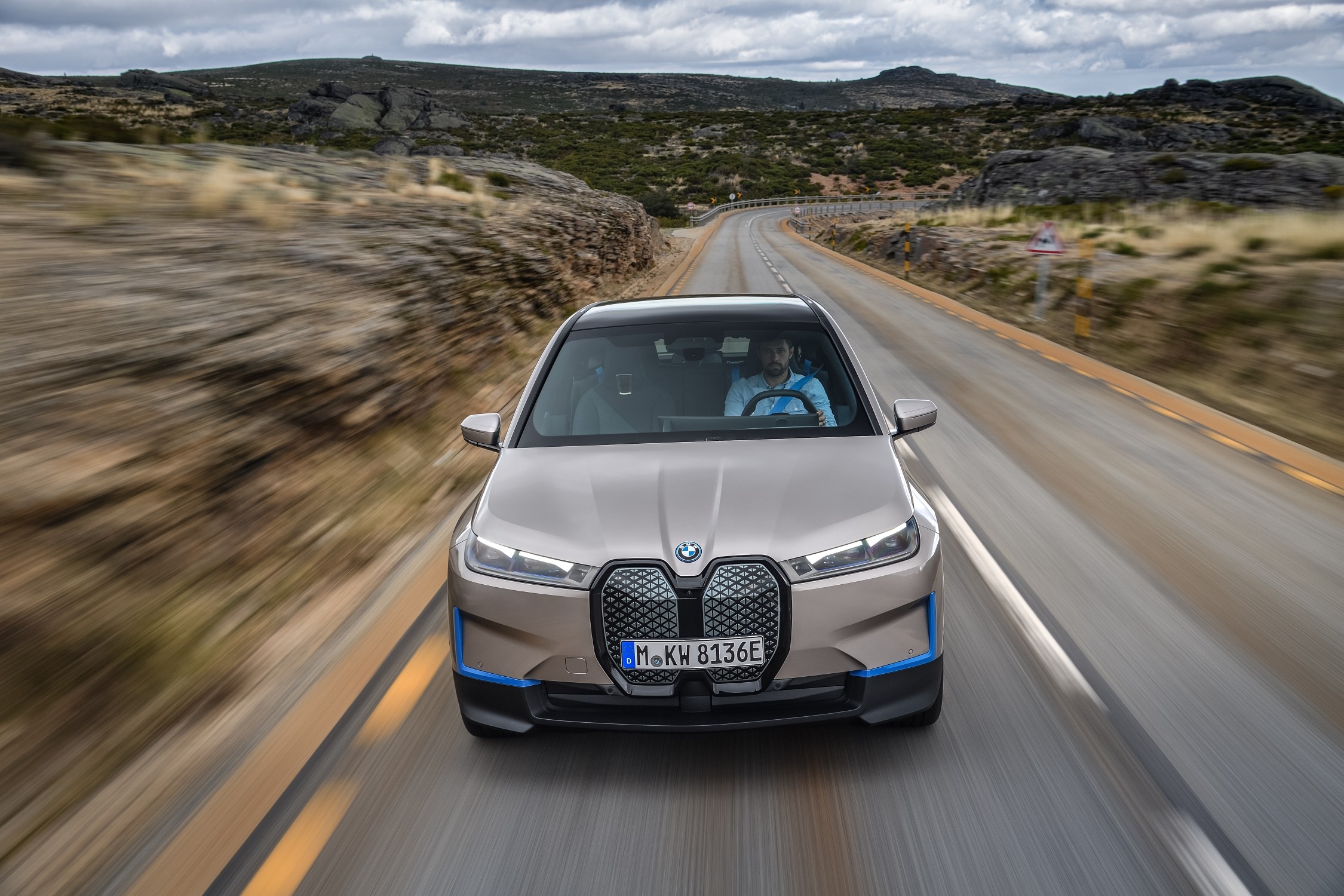 Электрокар BMW iX (Фото: пресс-служба BMW Group)