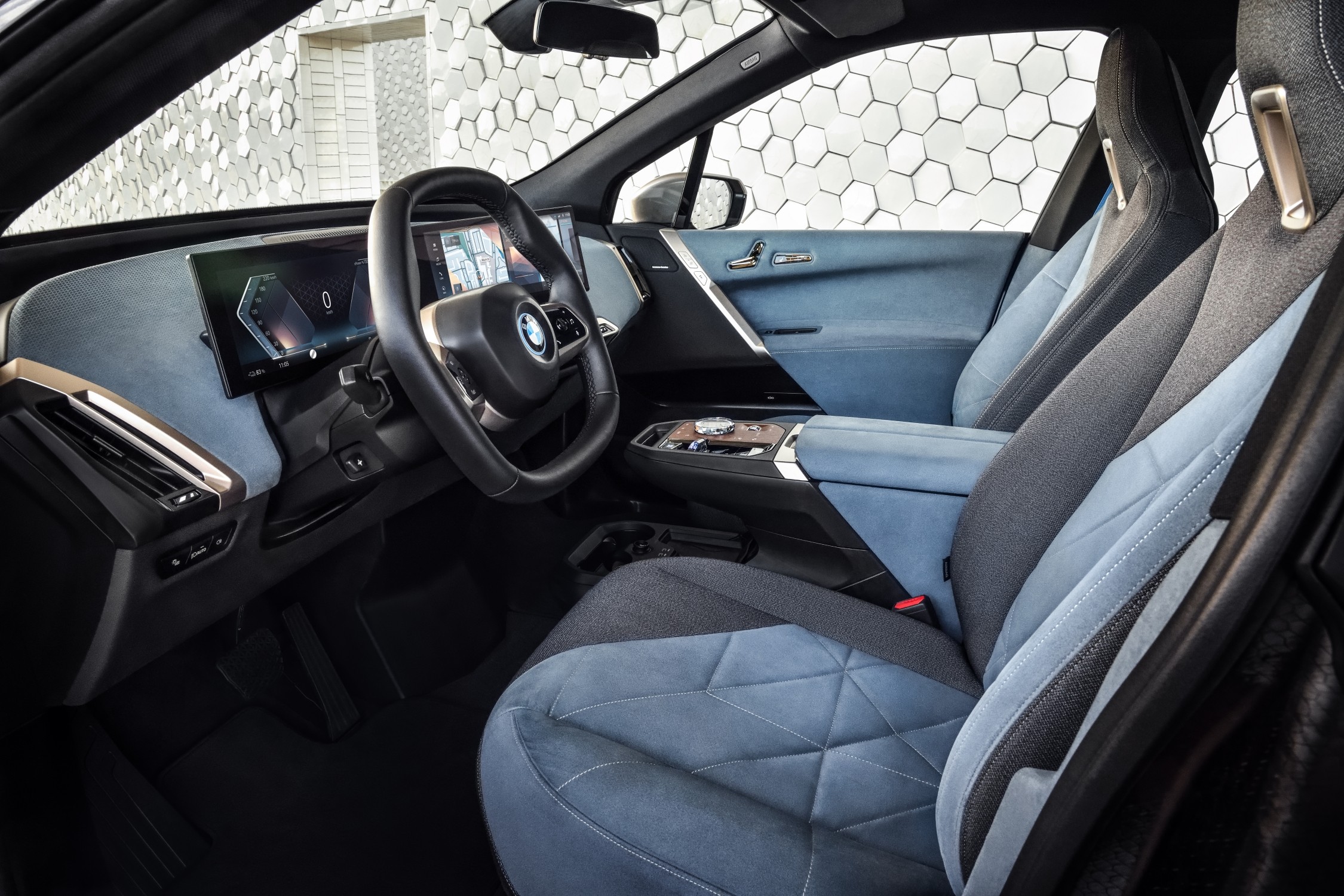 Электрокар BMW iX (Фото: пресс-служба BMW Group)