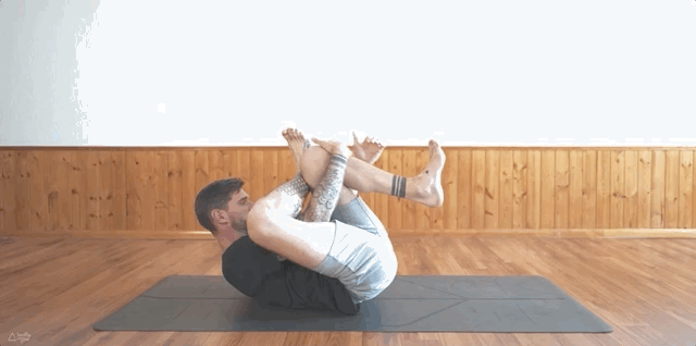 Youtube-канал: Breathe and Flow вечірня йога