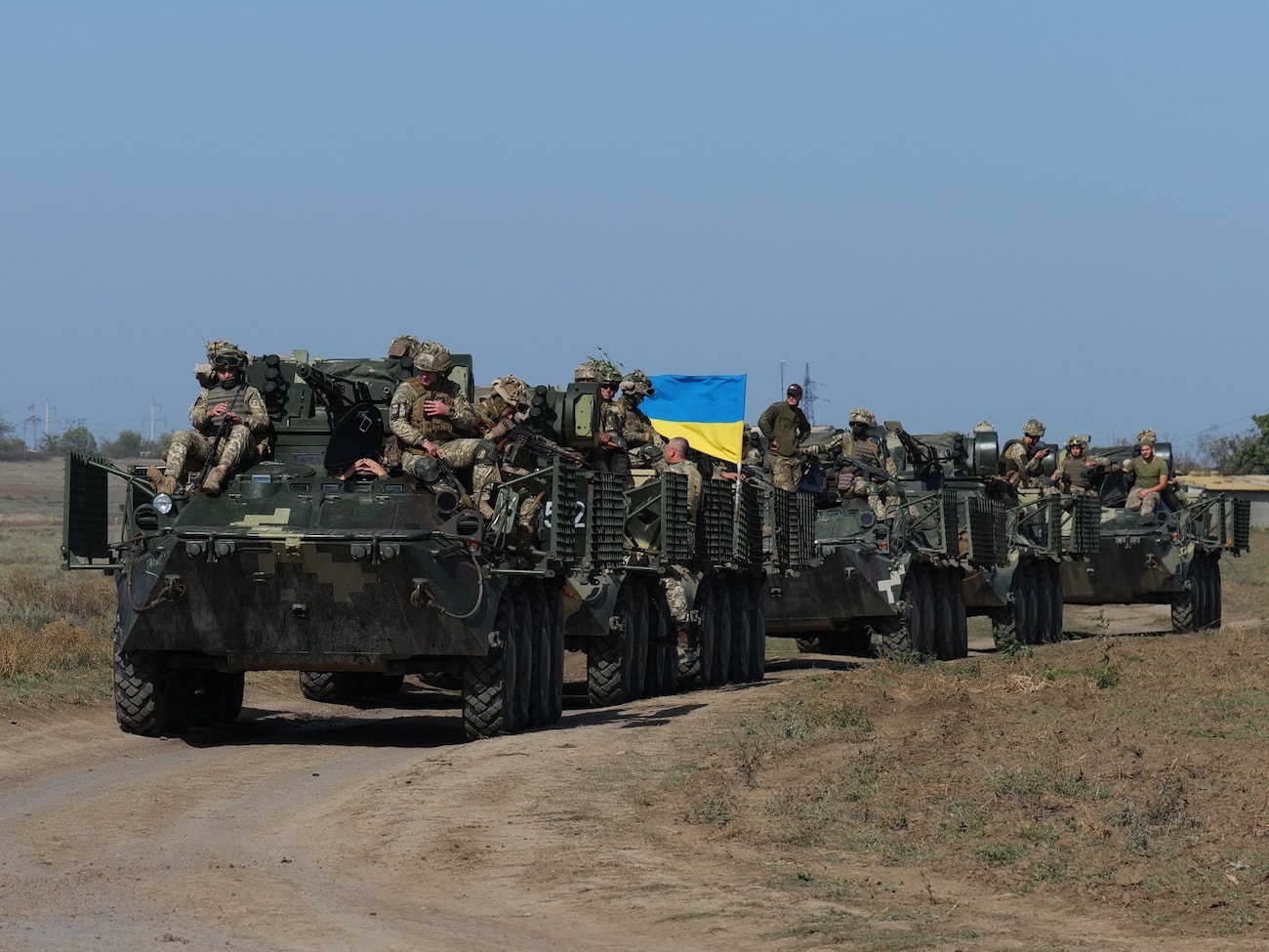 Учения десантников (Фото: пресс-служба Минобораны) Учения десантников (Фото: пресс-служба Минобораны)