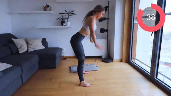 Фрагмент з відео Holly Dolke