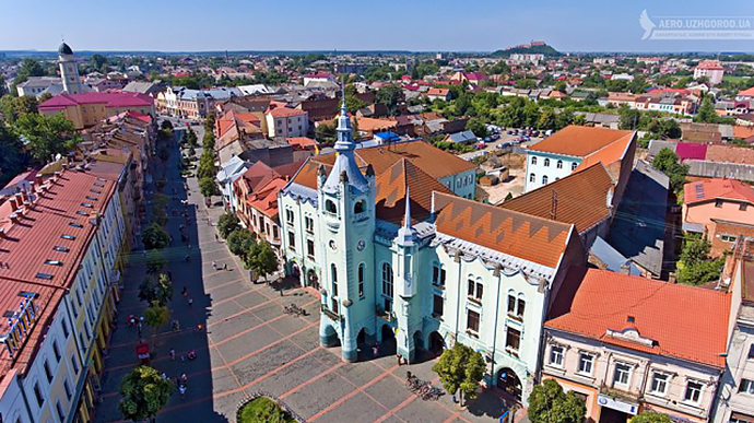 Фото aero.uzhhorod.ua