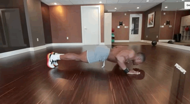 Індуїстські віджимання (відео – Youtube-канал Simeon Panda) Індуїстські віджимання