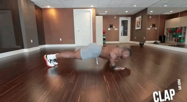 Віджимання з плескотом (відео – Youtube-канал Simeon Panda)