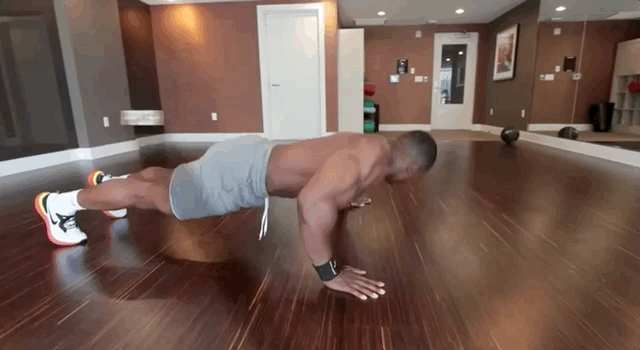 Віджимання Друкарська машинка (відео – Youtube-канал Simeon Panda)