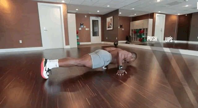 Віджимання на розвернутих зап'ястках (відео – Youtube-канал Simeon Panda) Віджимання на розвернутих зап'ястках