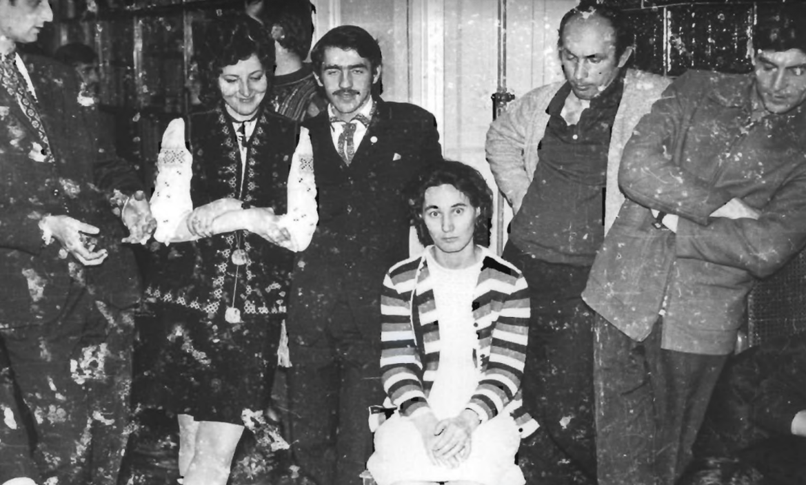 Вертеп в квартире, Василий Стус – первый справа (фото – архив СБУ) Рождественские репрессии. СБУ опубликовала архивы КГБ по операции "Блок" – фото