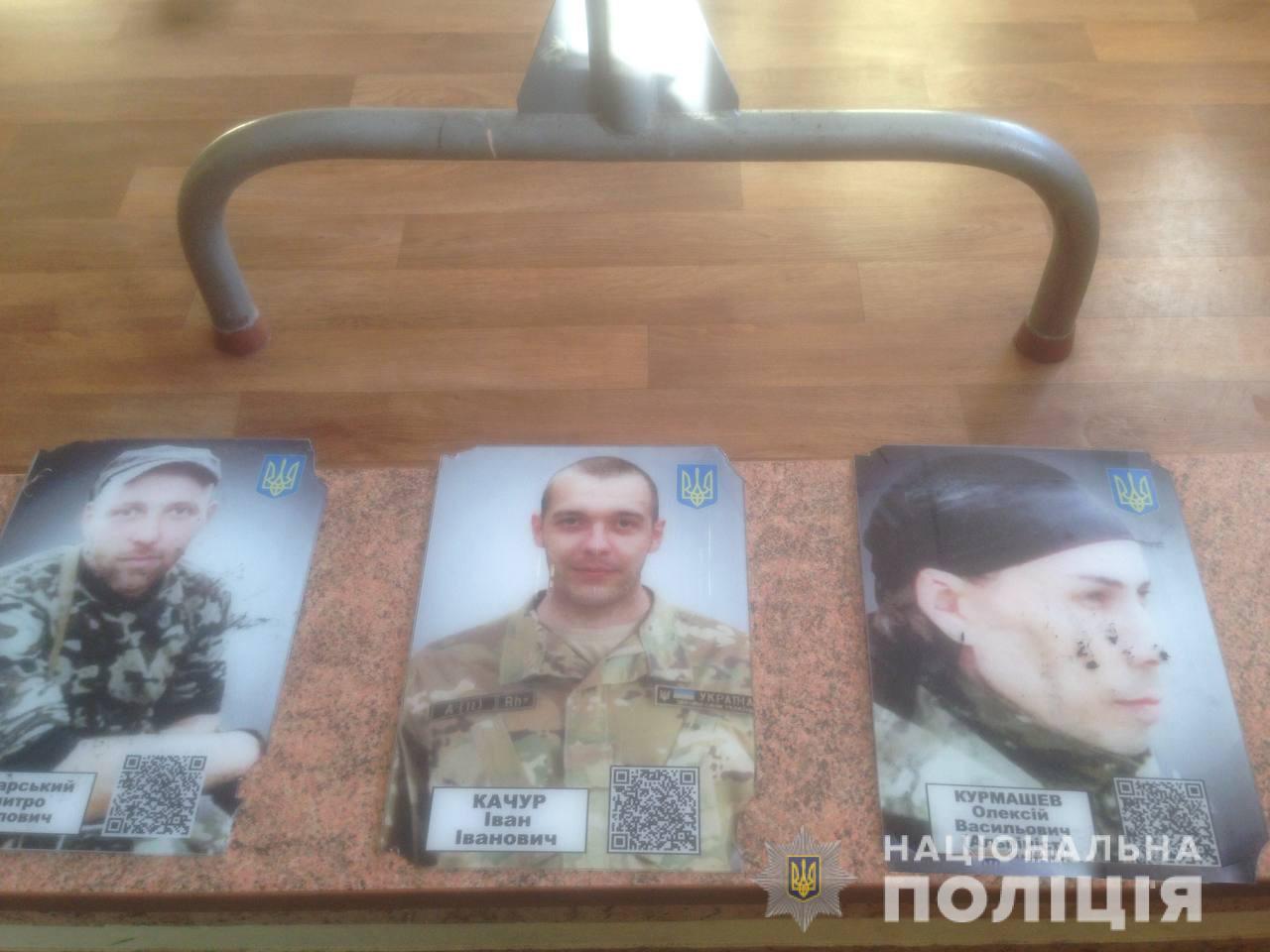 Фото – пресс-служба Нацполиции В Умани повредили мемориал воинам АТО: полиция открыла дело