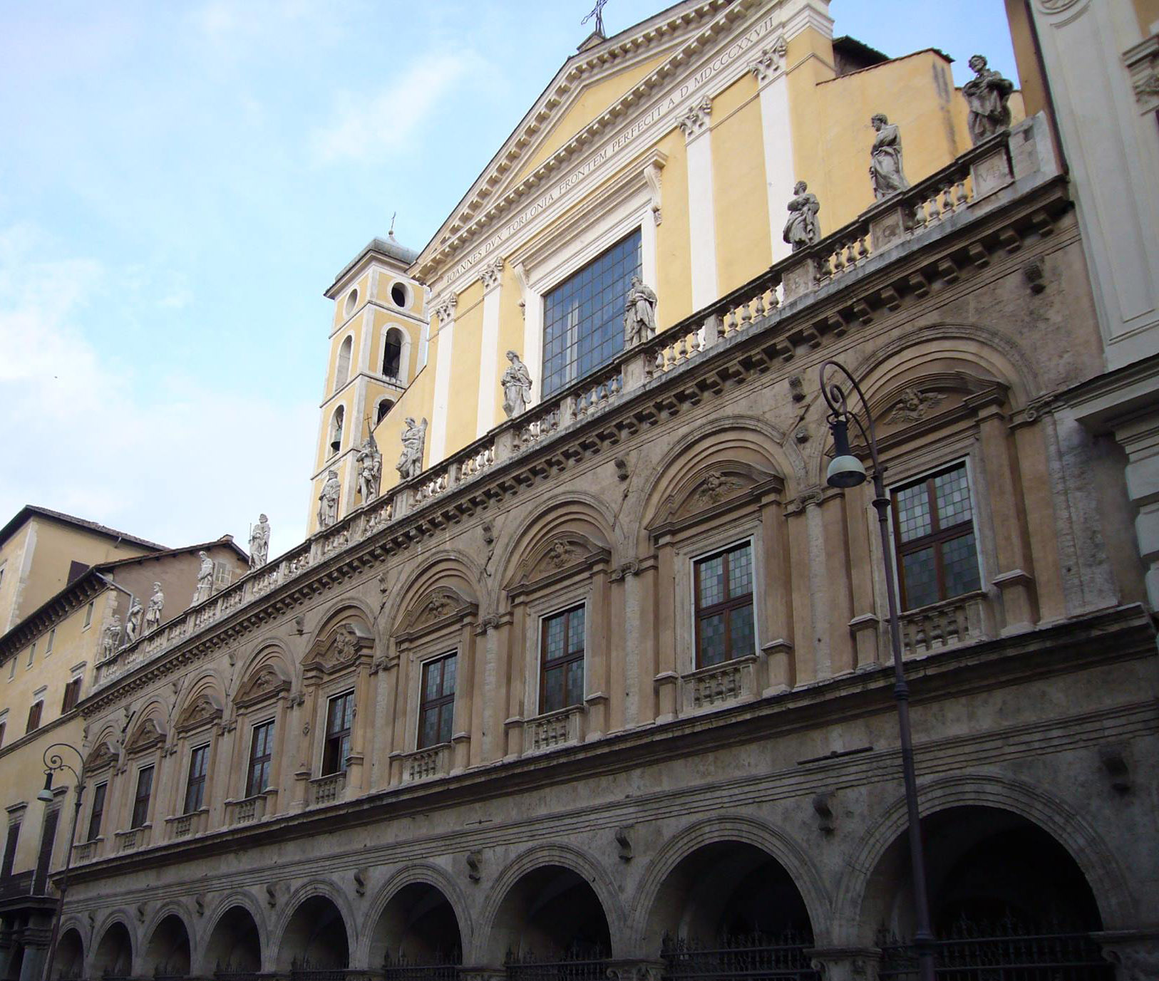 Фото: facebook.com/basilica.santi12apostoli Археологи опровергли подлинность мощей Святого Иакова из римской церкви Санти-Апостоли