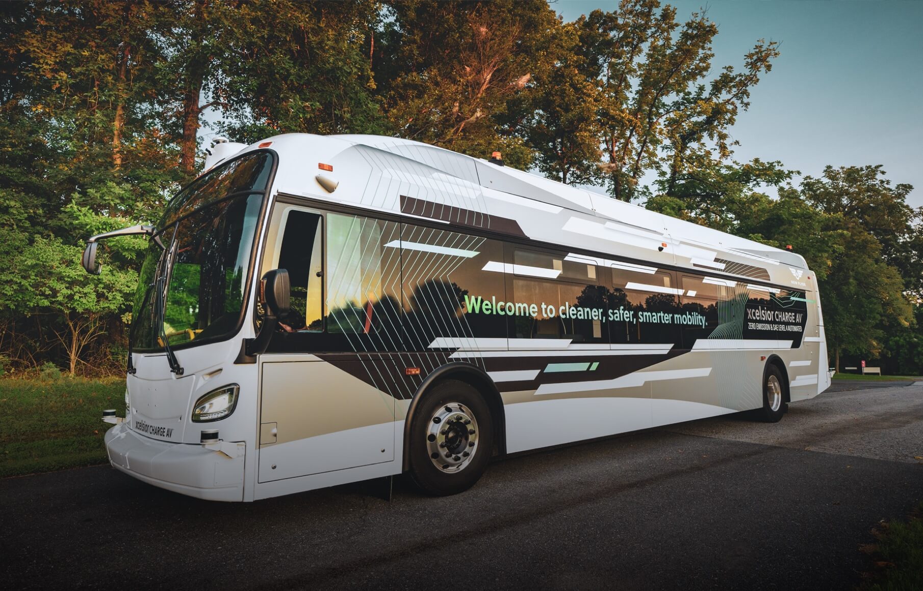 Автономный беспилотный электробус Xcelsior AV от New Flyer