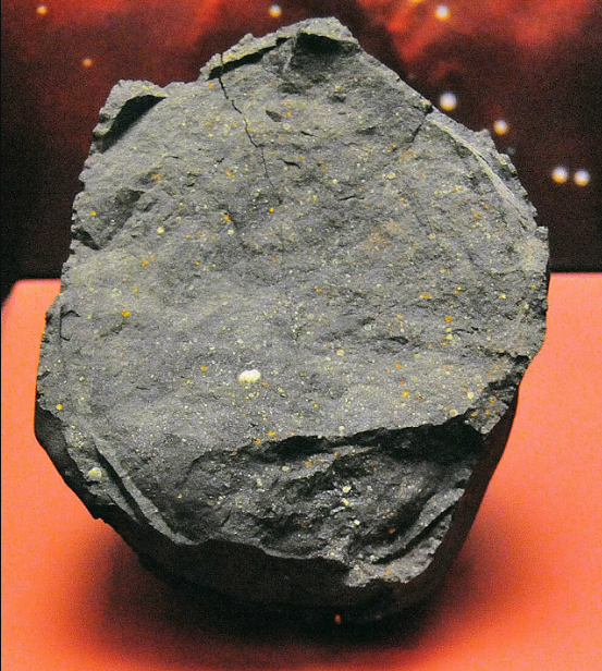 Метеорит Мерчисон возрастом 7,5 млрд лет (источник – naturalhistory.si.edu) Аукцион в Нью-Йорке. На торги выставят редкие метеориты, один возрастом 7,5 млрд лет: фото