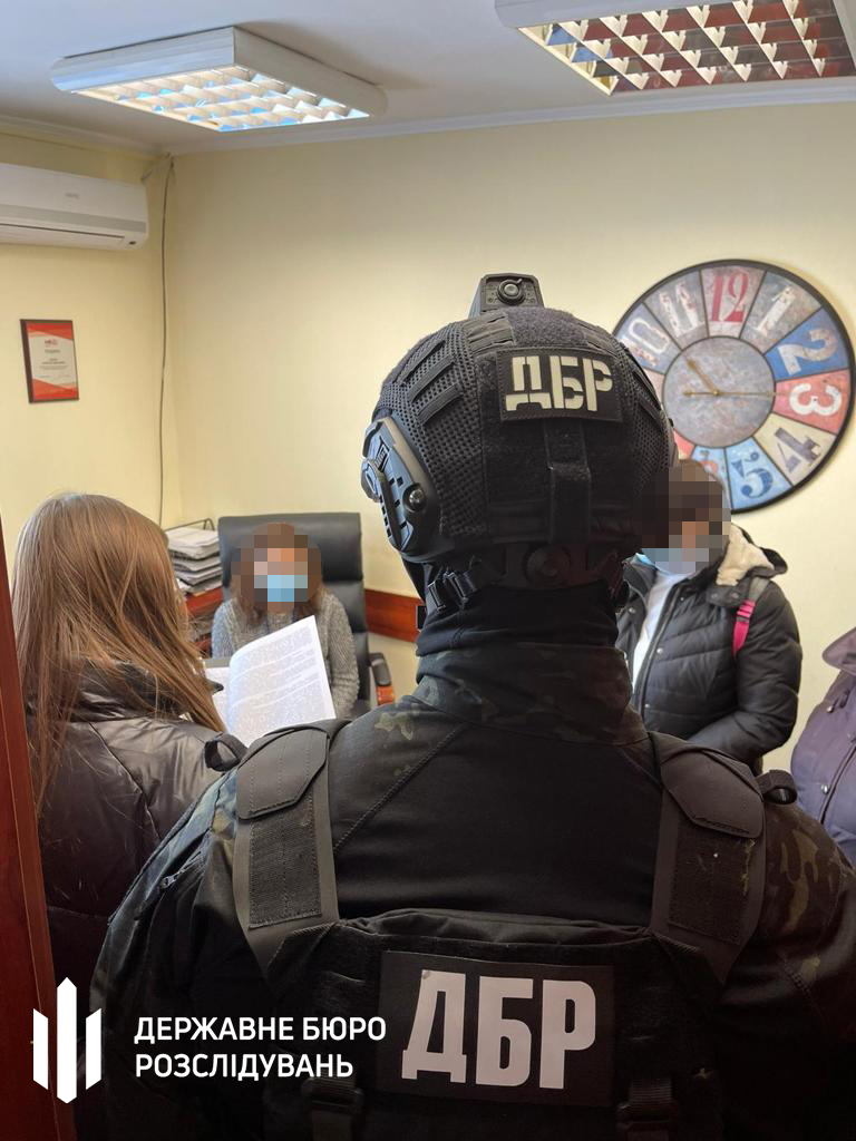 Фото: dbr.gov.ua ГБР подозревает чиновников Минобороны в закупке непригодных аппаратов ИВЛ на 11 млн грн