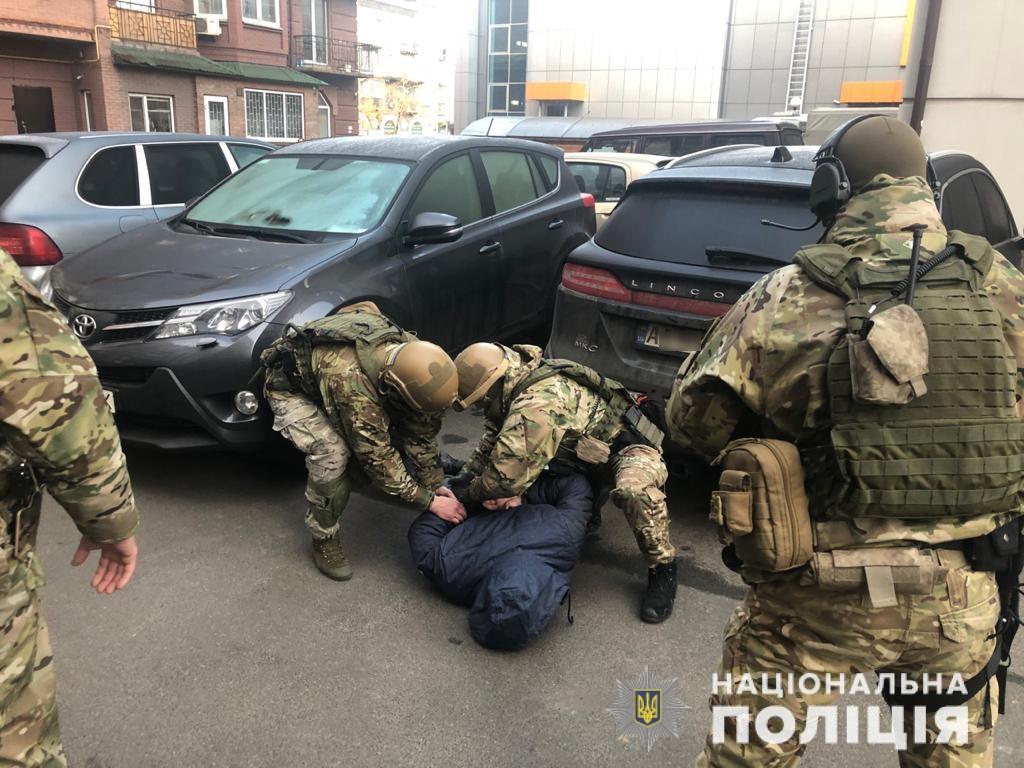 "Банда киллеров". Подозреваемого в убийстве Амины Окуевой выпустили из СИЗО: что известно