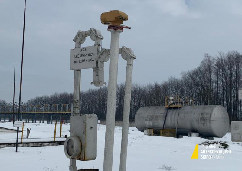 Суд арестовал нефтепродуктопровод из РФ, который связывают с окружением Медведчука – фото