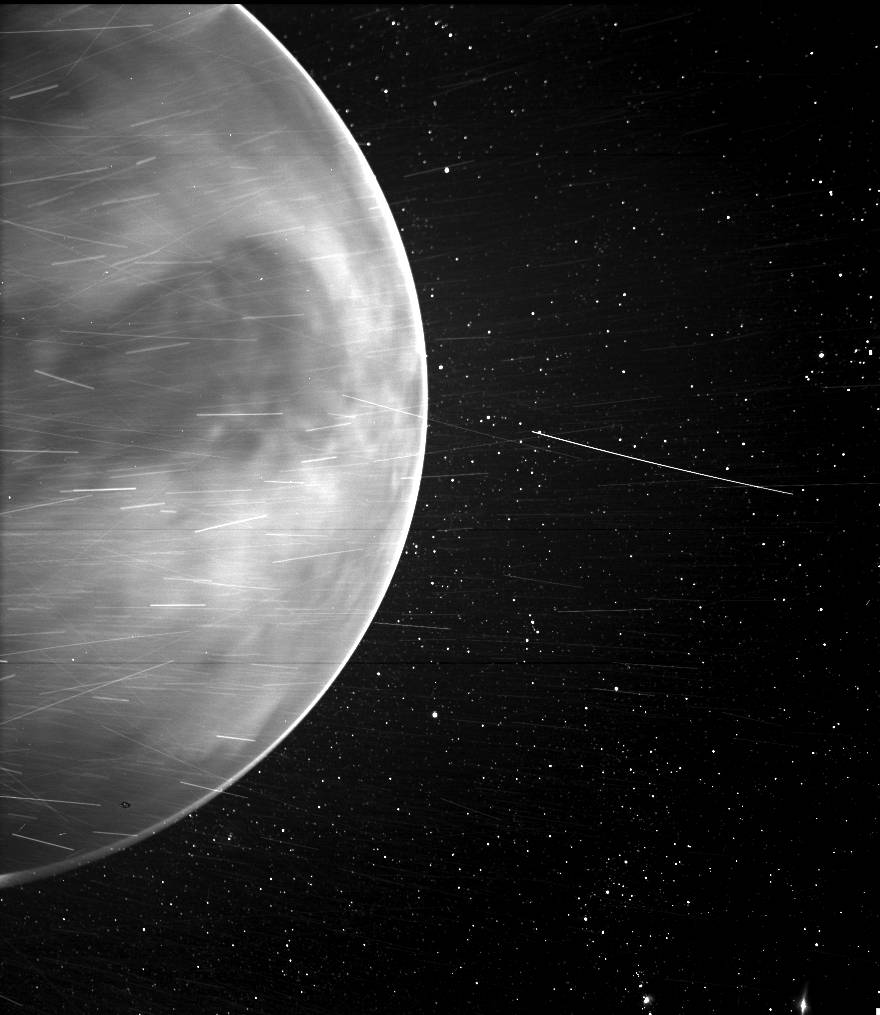 Ночная Венера (источник – nasa.gov) NASA дало возможность полюбоваться видом ночной Венеры вблизи – фото