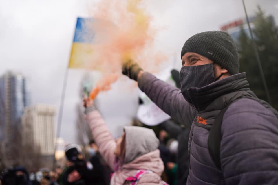 Протест, съезд судей (фото – Фундація DEJURE) В центре Киева прошел протест против съезда судей – фото, видео