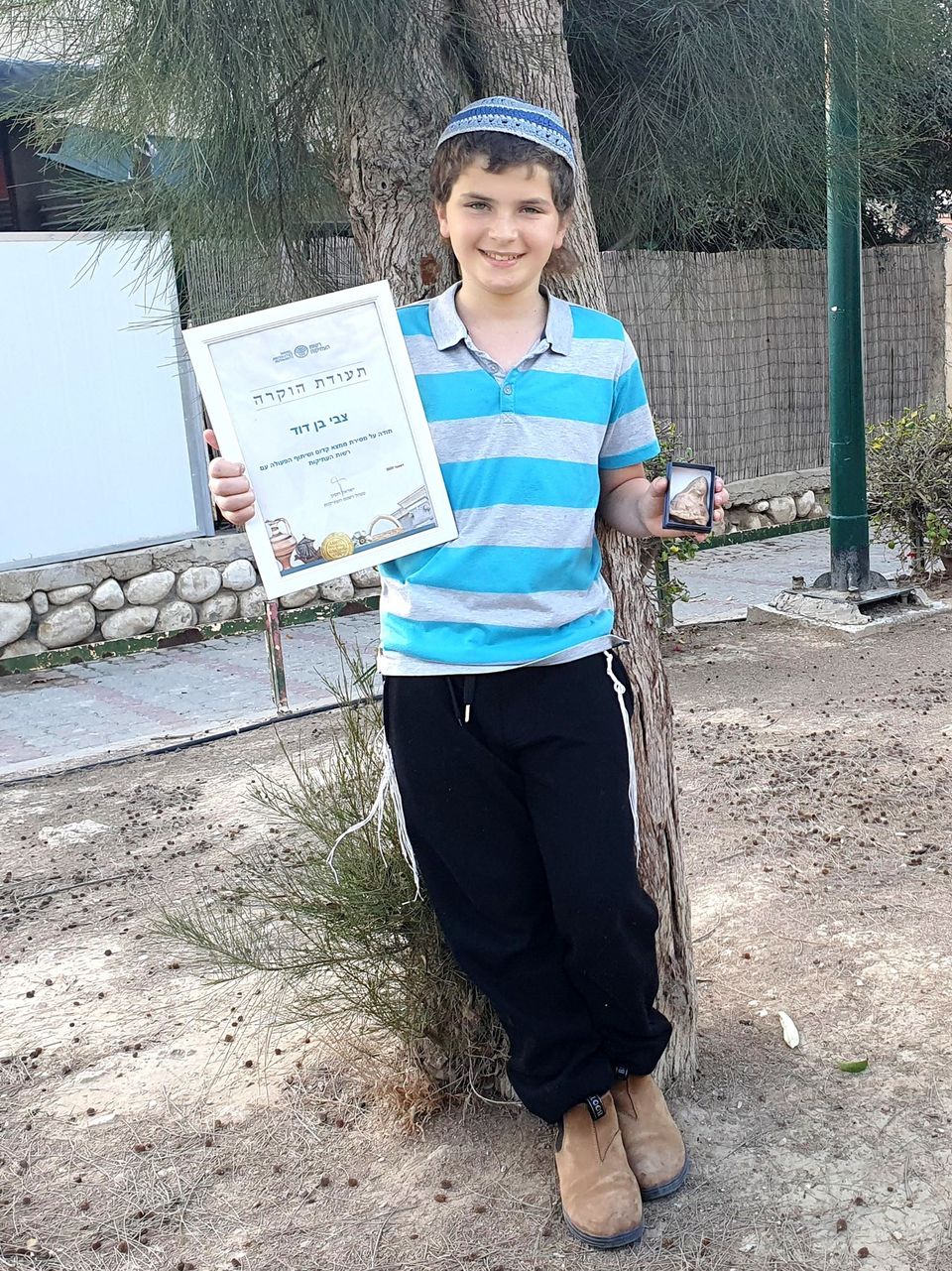 В Израиле 11-летний мальчик нашел уникальную статуэтку, которой 2500 лет – фото
