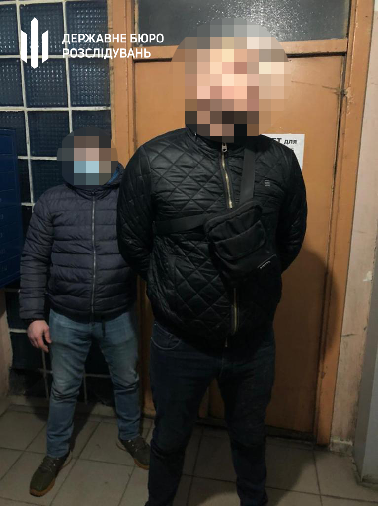 Задержание сотрудника СБУ по делу о похищении (фото – пресс-служба ГБР) ГБР: Сотрудник СБУ похитил человека, вымогал 1,6 млн грн и 40 000 евро