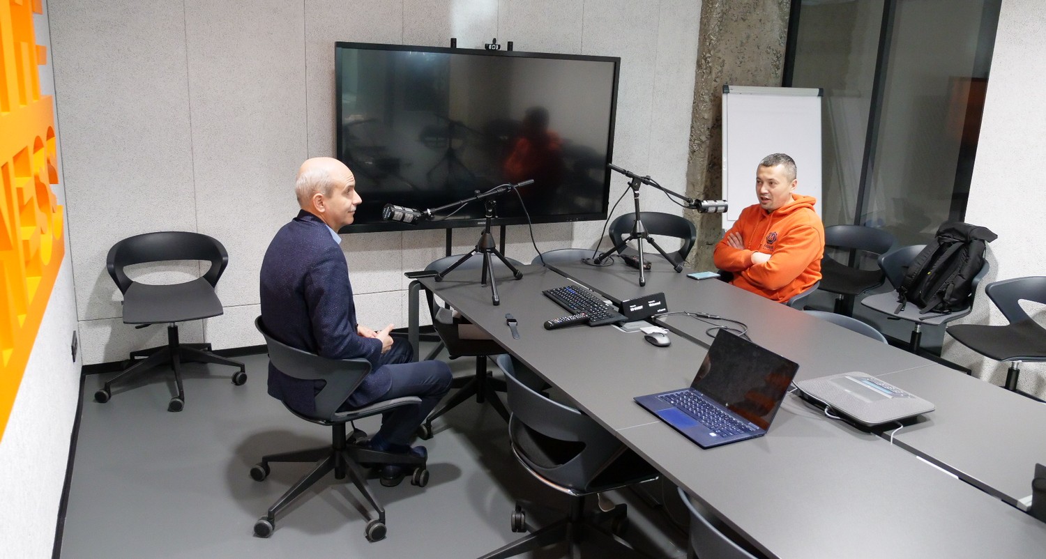 Тарас Кицмей и Борис Давиденко (Фото: Татьяна Павлушенко/LIGA.net)