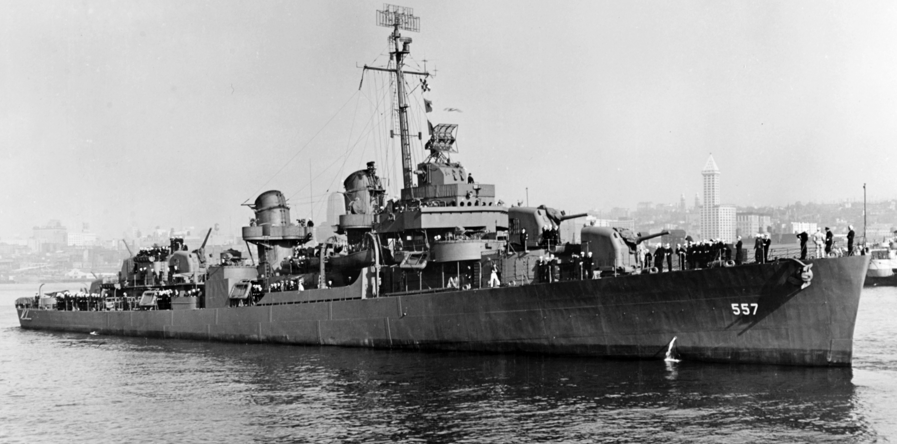 USS Johnston, 27.10.1943 (фото — US Navy)