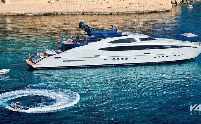 Виктор Пинчук выставил на продажу 46-метровую яхту за $13 млн: фото