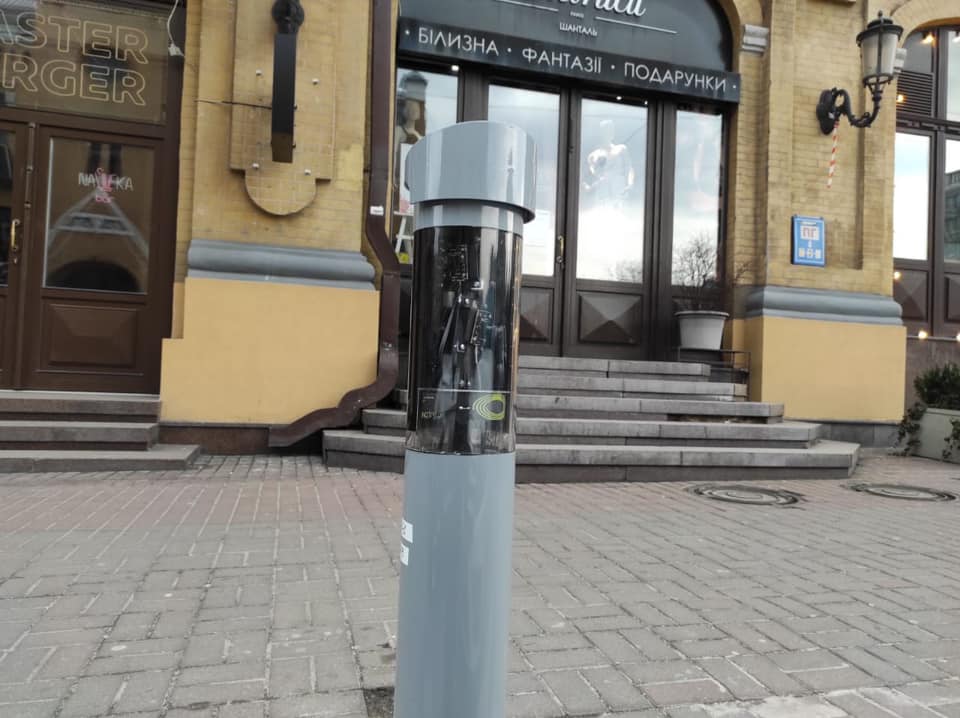 В Киеве тестируют автофиксацию нарушений парковки автомобилей: фото