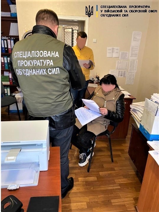 Задержание "группы террористов" на Донбассе (фото – Офис генпрокурора) ОГП: На Донбассе взяли "группу террористов" – хотели отравить хлором бойцов ВСУ