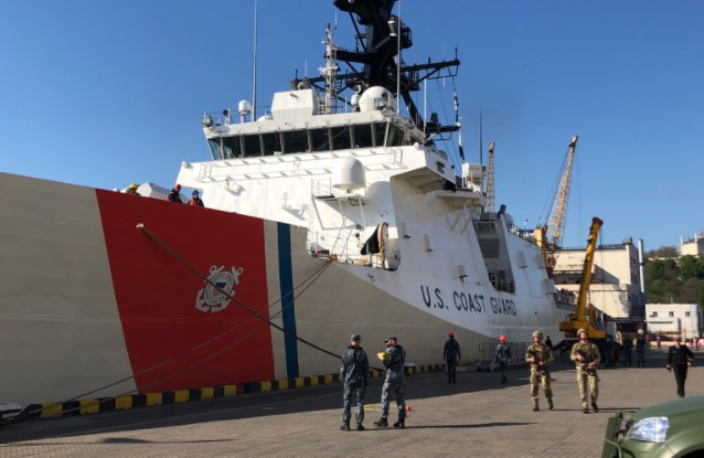 Hamilton в порту Одессы (Фото – US Naval Forces Europe – Twitter)