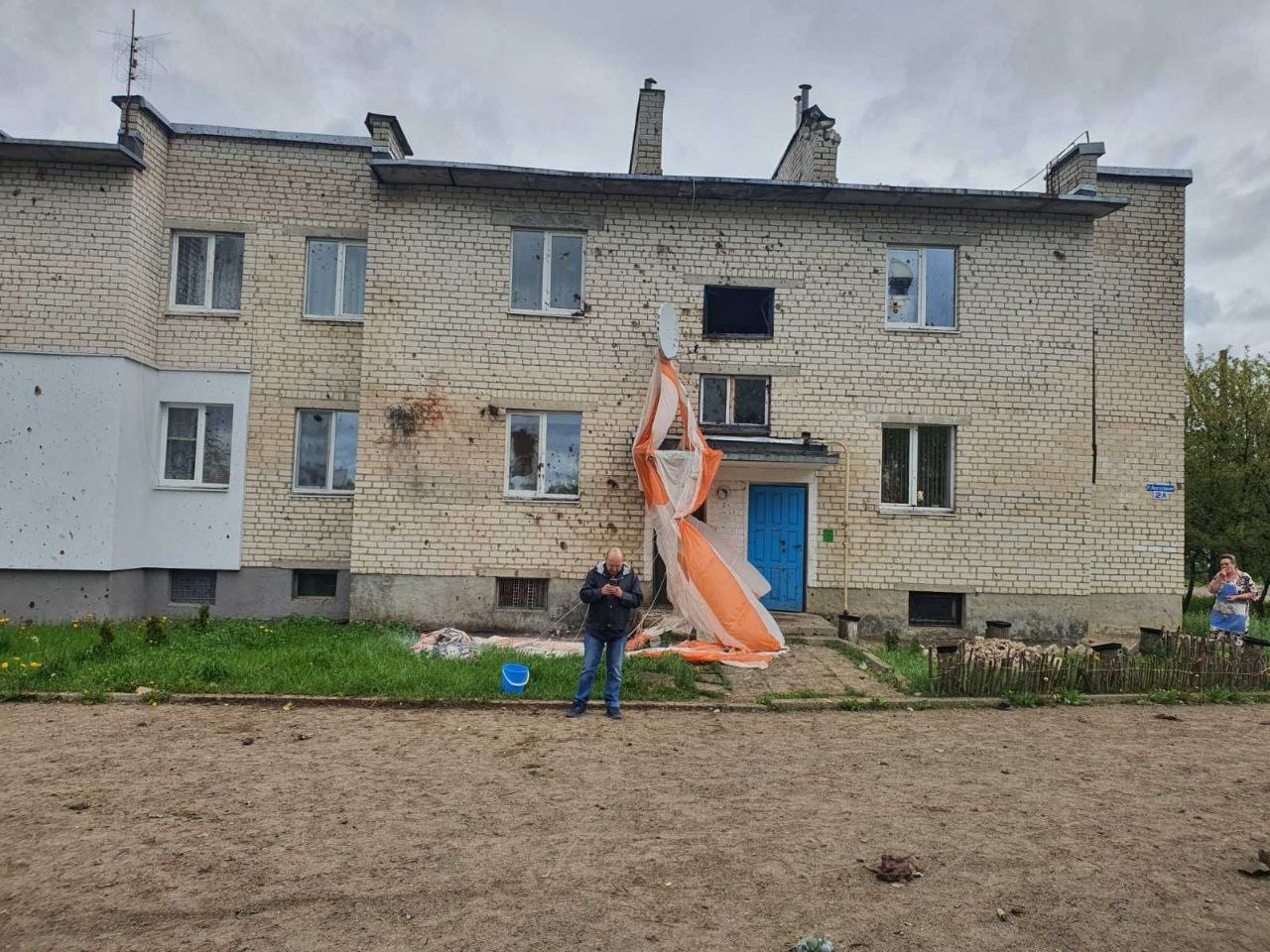 В Беларуси разбился военный самолет - упал на жилой район в Барановичах (ФОТО, ВИДЕО) 1