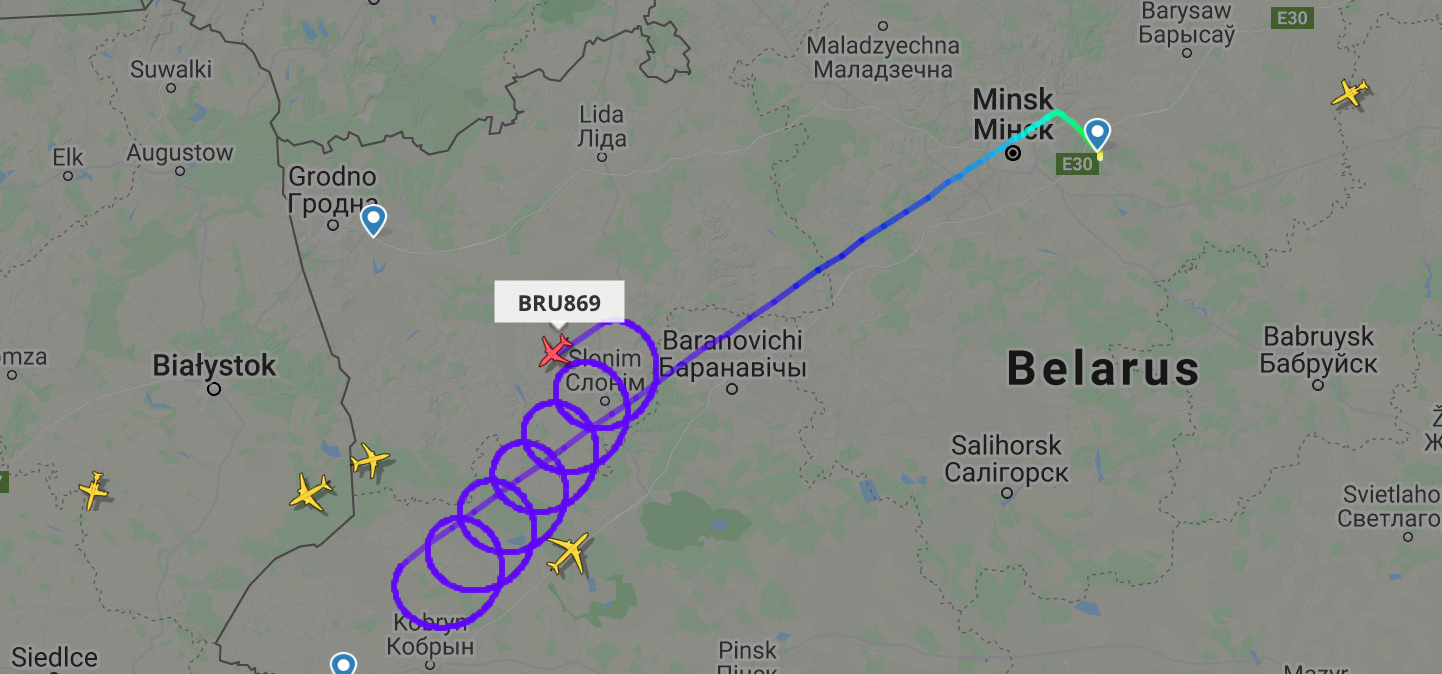 Самолет авиалиний Беларуси вылетел в Европу – дальше границы не улетел: схема