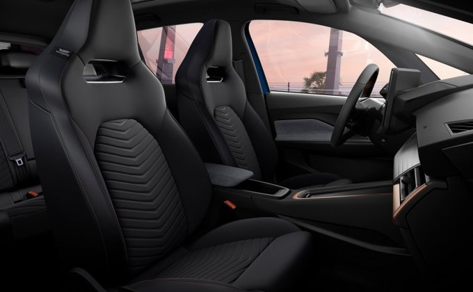 Seat показал электромобиль Cupra Born. Как выглядит собрат VW ID.3: фото, видео