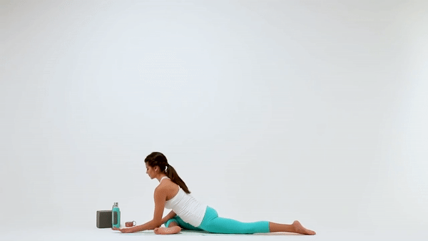 Фрагмент з відео SarahBethYoga